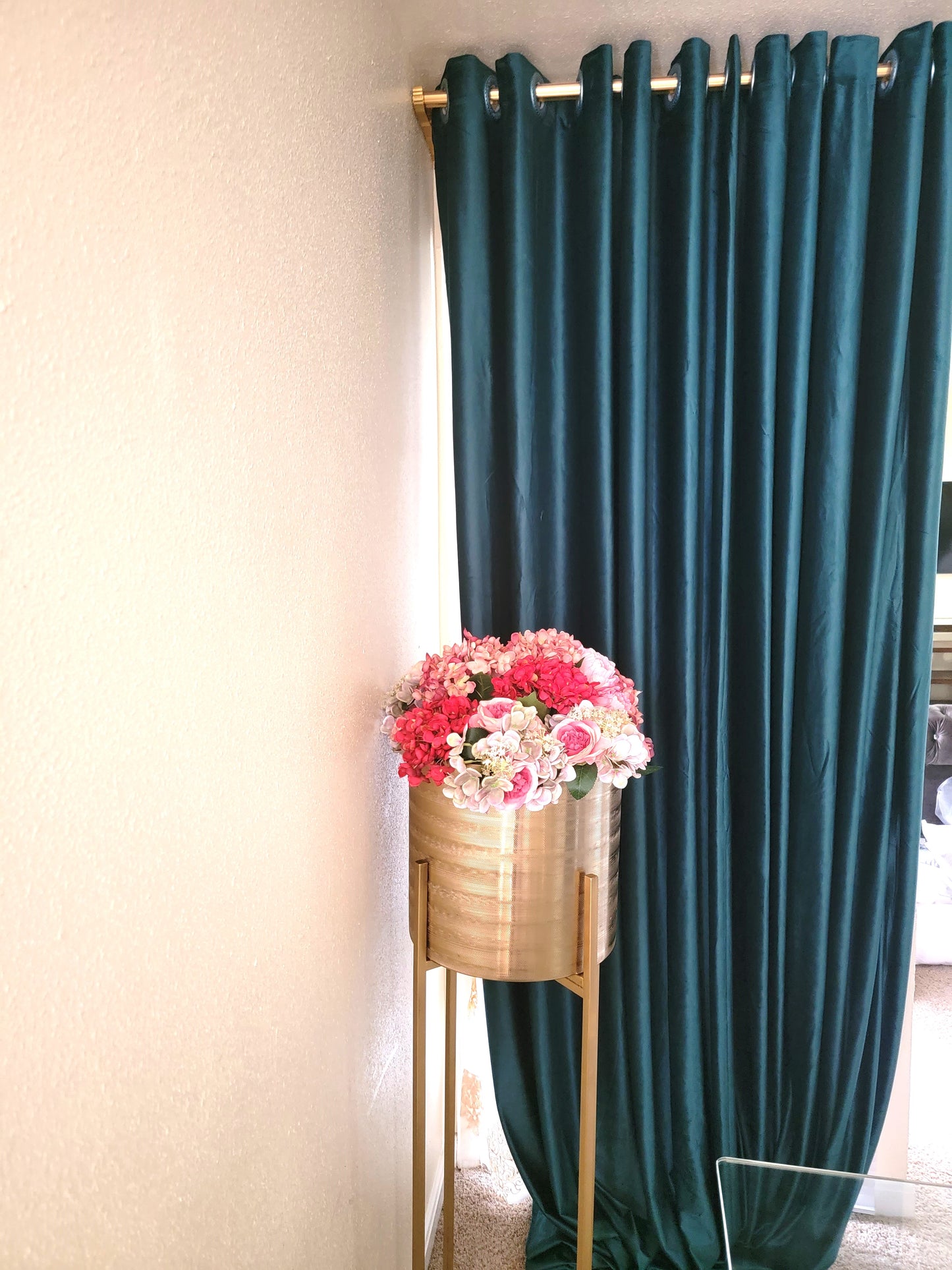 Green Grommet Velvet Soft Luxury Curtain