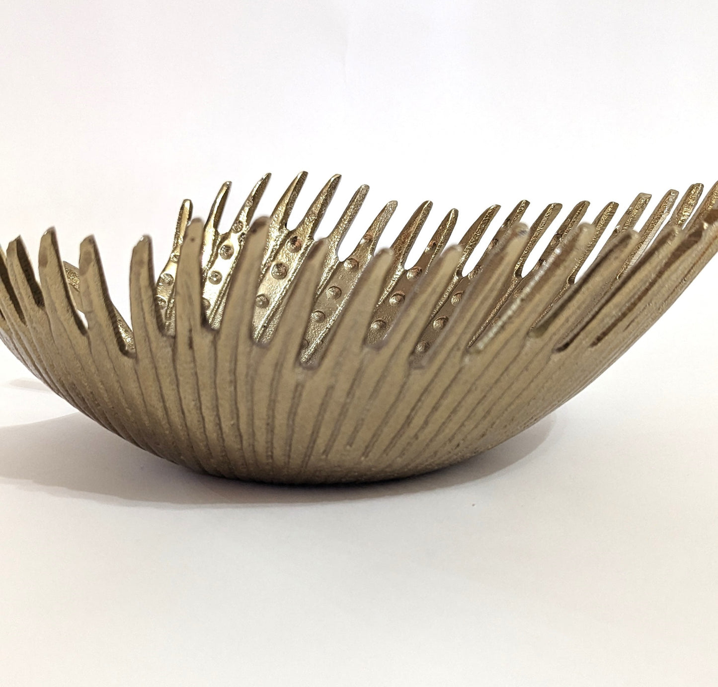 Gold Leaf Bowl Shaped Center Piece