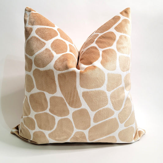 Thick Velvet Giraffe Patterned Luxury Decorative Throw Pillows